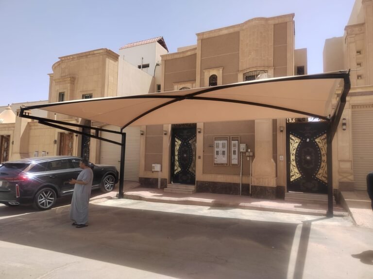 خطوات تركيب مظلة سيارة متحركة في مكة
